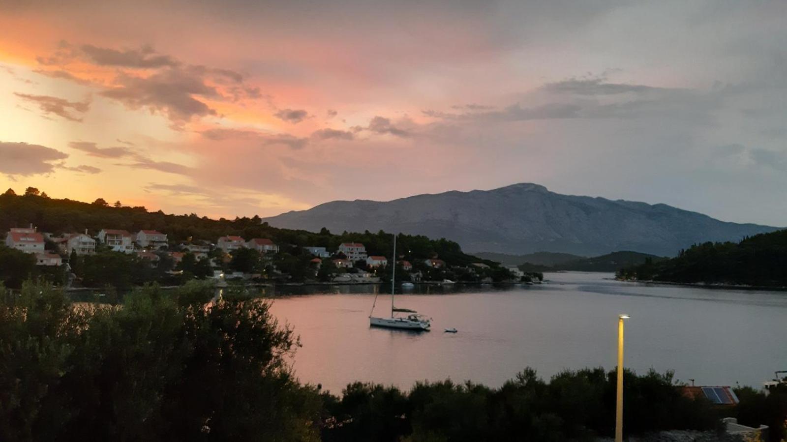 Studio Apartman Kornelija Лумбарда Экстерьер фото